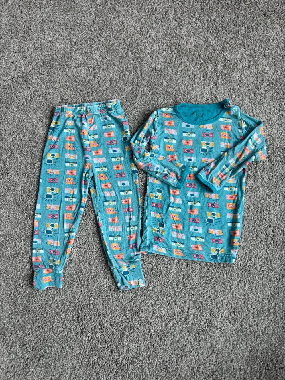 CLOVER Long Sleeve Pajamas set  - Camera designs